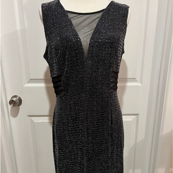 Enfocus Studio evening dress size 12, worn once,EUC, shimmery sequins with split - Picture 3 of 14